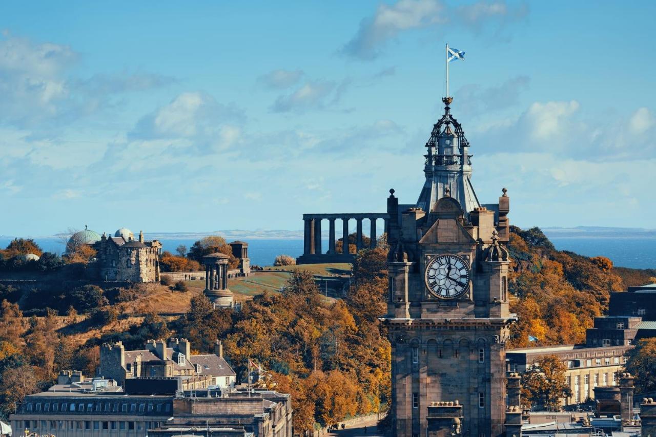 Super King Garden With En-suite Herberg Edinburgh